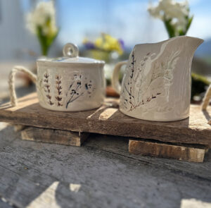 Zuckerdose und Milchkanne Blumenwiese im Set (Ersparnis 3,90) – Bild 12
