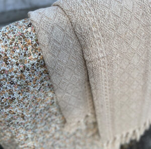 Kuscheldecke natural groß – Bild 7