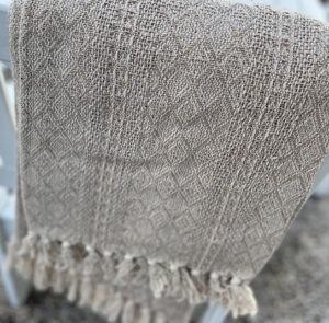Kuscheldecke natural groß – Bild 4
