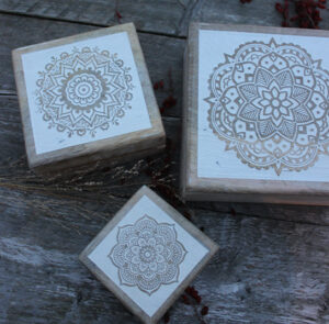 Holzbox Manadala vit – Bild 5