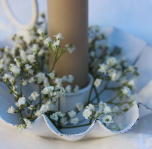 Kammerleuchter creme weiß mit Rüschen – Bild 2