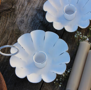 Kammerleuchter creme weiß mit Rüschen – Bild 4