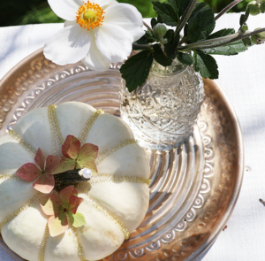 DIY Set - Herbstdeko - Teller Hortensie inkl. Vase, Kürbis + Zubehör – Bild 5