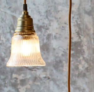 Lampe Glans klein mit Messingoberfläche – Bild 9