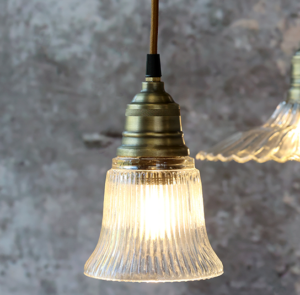 Lampe Glans klein mit Messingoberfläche